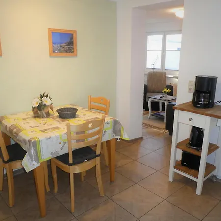 Weststrand - Heuser Apartment Prerow